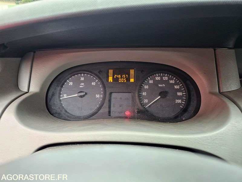 Panel van OPEL VIVARO 246157kms 2008 - 5789VX86: picture 10 Panel van OPEL VIVARO 246157kms 2008 - 5789VX86: picture 10