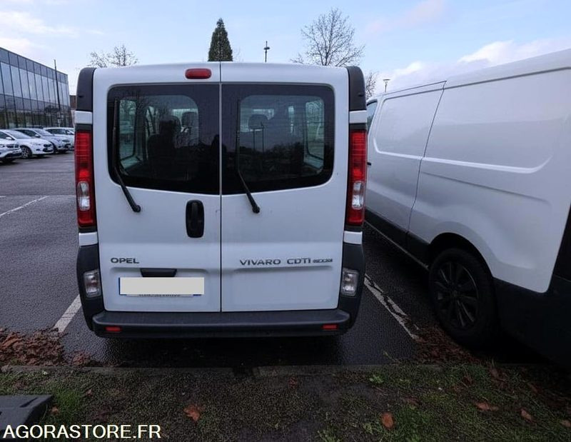 Opel Vivaro Combi 9 places L2H1 -2.0 cdti 120ch - Roulant - Minibus, Passenger van: picture 4 Opel Vivaro Combi 9 places L2H1 -2.0 cdti 120ch - Roulant - Minibus, Passenger van: picture 4