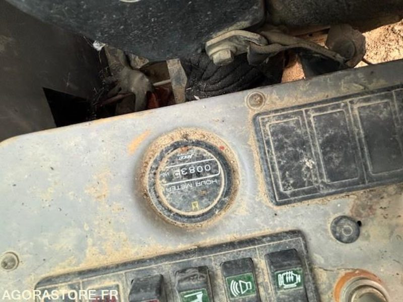 Excavator PELLE A CHENILLES HYUNDAI ROBEX 130LCD-3 2000 10083 HEURES: picture 8