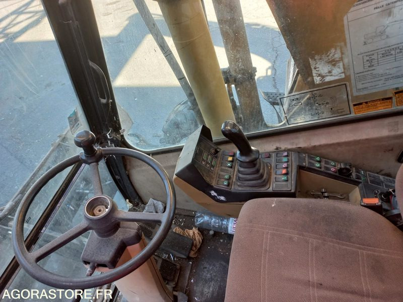 PELLE CAT M312C GRAPPIN - 2004 - 11350 H (R30370) - Excavator: picture 4 PELLE CAT M312C GRAPPIN - 2004 - 11350 H (R30370) - Excavator: picture 4