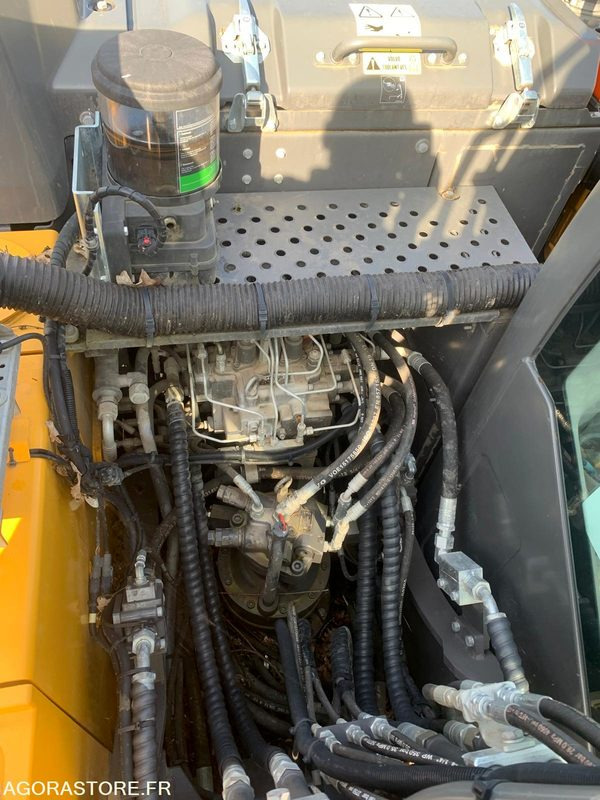 Leasing of  PELLE HYDRAULIQUE VOLVO EC140EL - 2021 - 850 heures PELLE HYDRAULIQUE VOLVO EC140EL - 2021 - 850 heures: picture 12