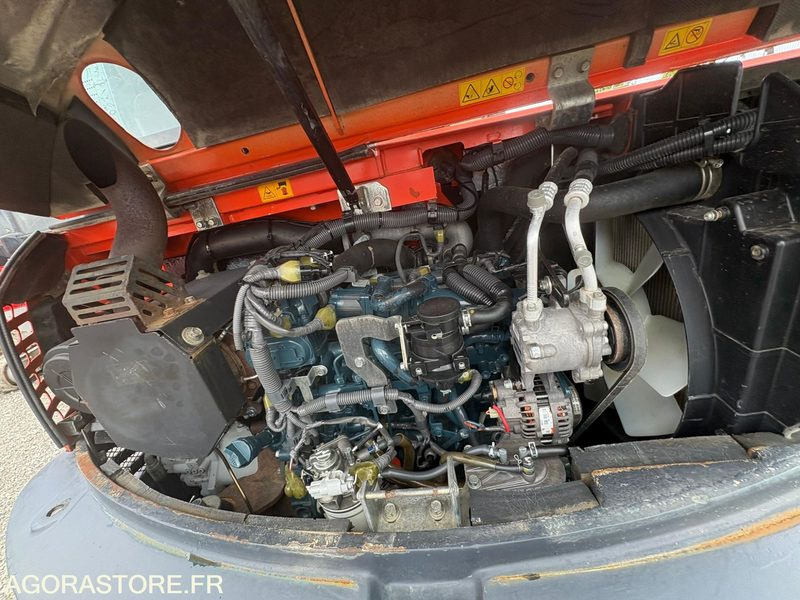 PELLE KUBOTA KX 080-4 2710 HEURES - 2015 - Crawler excavator: picture 3 PELLE KUBOTA KX 080-4 2710 HEURES - 2015 - Crawler excavator: picture 3