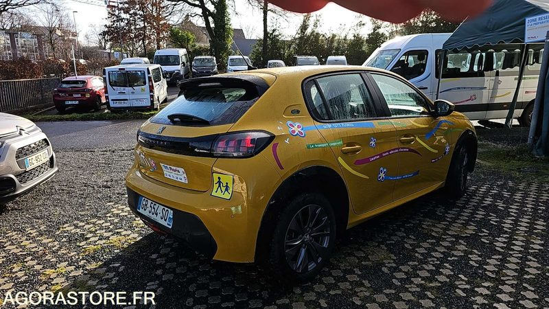 PEUGEOT E-208 - 2021 - 74098km - GB554SQ - Car: picture 4 PEUGEOT E-208 - 2021 - 74098km - GB554SQ - Car: picture 4