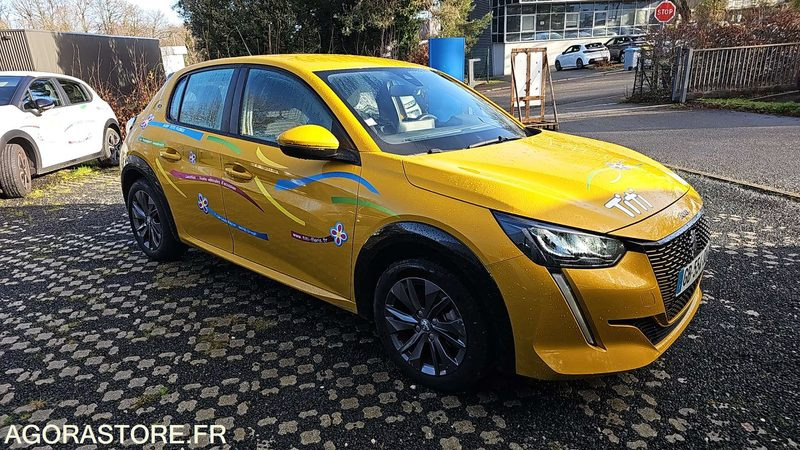 PEUGEOT E-208 - 2021 - 74098km - GB554SQ - Car: picture 3 PEUGEOT E-208 - 2021 - 74098km - GB554SQ - Car: picture 3