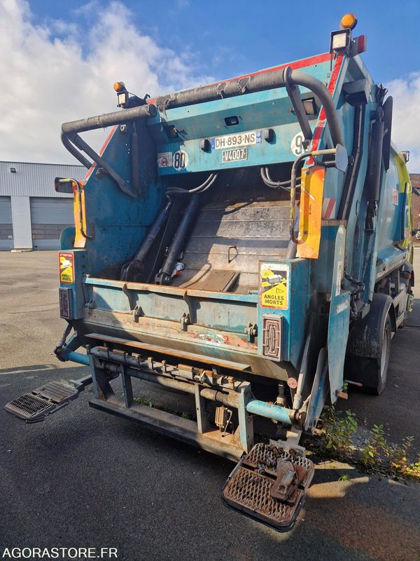 PORTEUR BOM 16T VOLVO GEESINK (C4007) 2014 (215740 KMS) - Garbage truck: picture 4 PORTEUR BOM 16T VOLVO GEESINK (C4007) 2014 (215740 KMS) - Garbage truck: picture 4