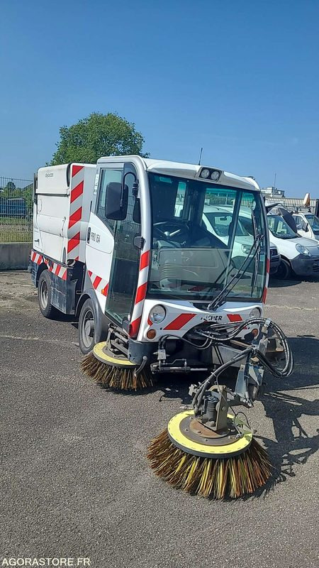 PRO 154 - CITYCAT 2020 - 47019KM - 2010 - Garden equipment: picture 2 PRO 154 - CITYCAT 2020 - 47019KM - 2010 - Garden equipment: picture 2