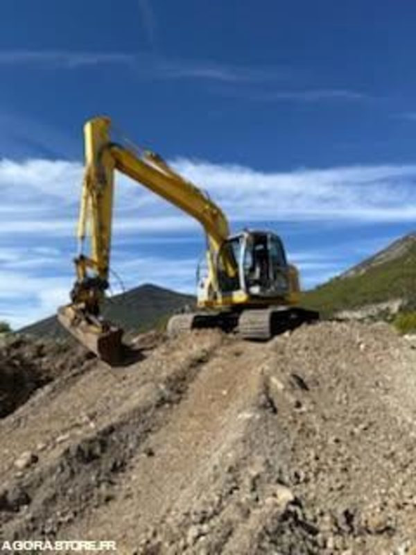 Pelle New Holland E135SR-1ES Diesel 2007 - Crawler excavator: picture 2 Pelle New Holland E135SR-1ES Diesel 2007 - Crawler excavator: picture 2