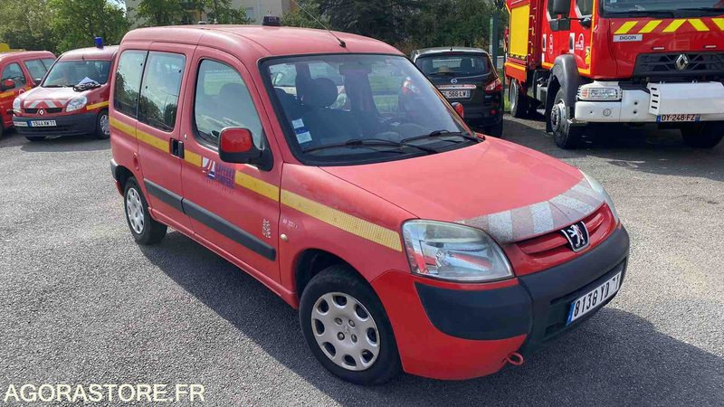 Peugeot - Partner - 2006 - 174763KMS - 8136YD71 - Small van: picture 3 Peugeot - Partner - 2006 - 174763KMS - 8136YD71 - Small van: picture 3