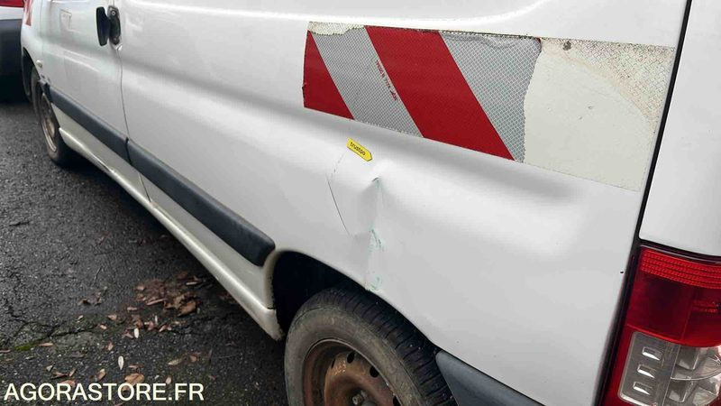 Small van Peugeot Partner - 2008 - 129133kms - 4045VW86: picture 16