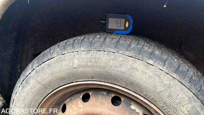 Small van Peugeot Partner - 2008 - 129133kms - 4045VW86: picture 28