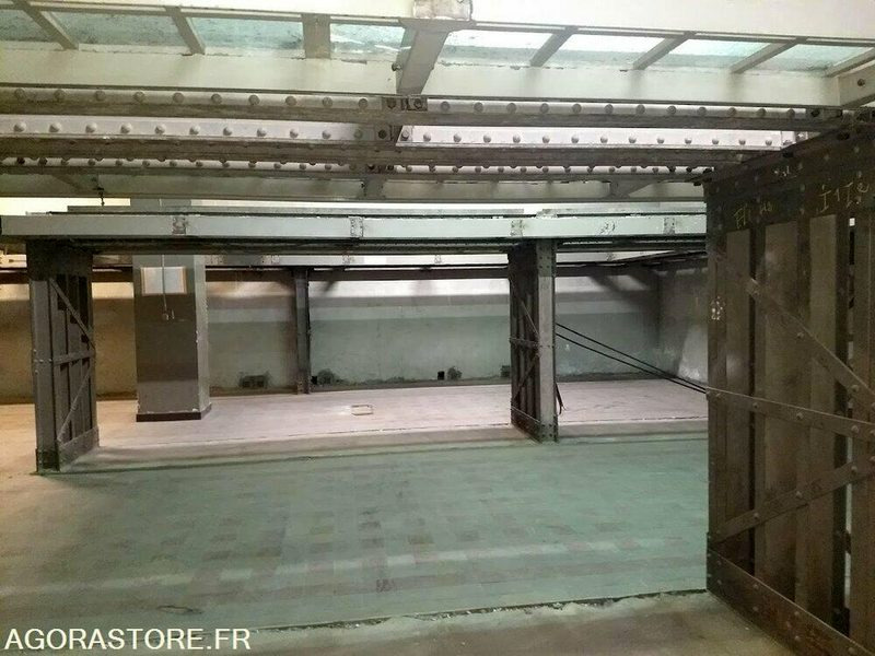 Plancher métallique industriel style Eiffel - Tool/ Equipment: picture 1 Plancher métallique industriel style Eiffel - Tool/ Equipment: picture 1