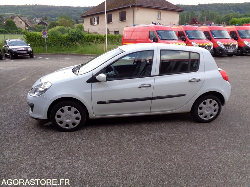 RENAULT CLIO 9441ZS25 - Car: picture 3 RENAULT CLIO 9441ZS25 - Car: picture 3