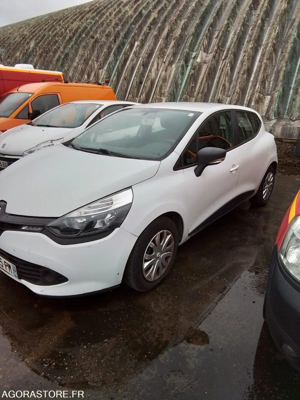 RENAULT CLIO CG287R - Car: picture 2 RENAULT CLIO CG287R - Car: picture 2