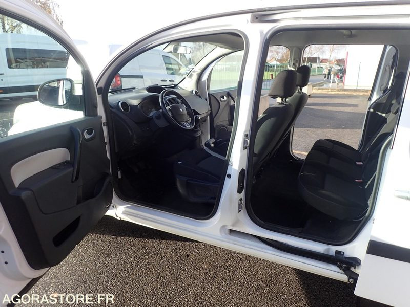 Car RENAULT KANGOO 7 PLACES 168277kms 2014: picture 6 Car RENAULT KANGOO 7 PLACES 168277kms 2014: picture 6