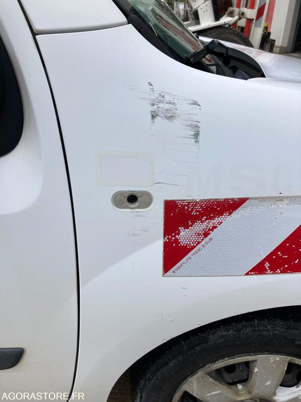 Leasing of  RENAULT KANGOO diesel - Année 2016 - 322 400 km RENAULT KANGOO diesel - Année 2016 - 322 400 km: picture 11