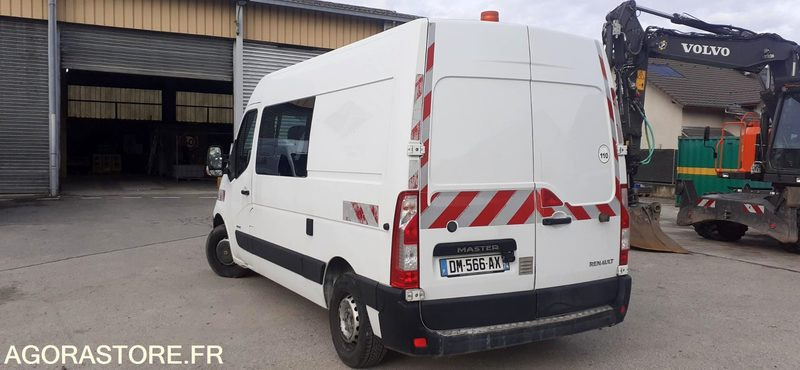 RENAULT - MASTER - 2014 - 190035KM - DM566AX - P1511196 - Panel van: picture 4 RENAULT - MASTER - 2014 - 190035KM - DM566AX - P1511196 - Panel van: picture 4