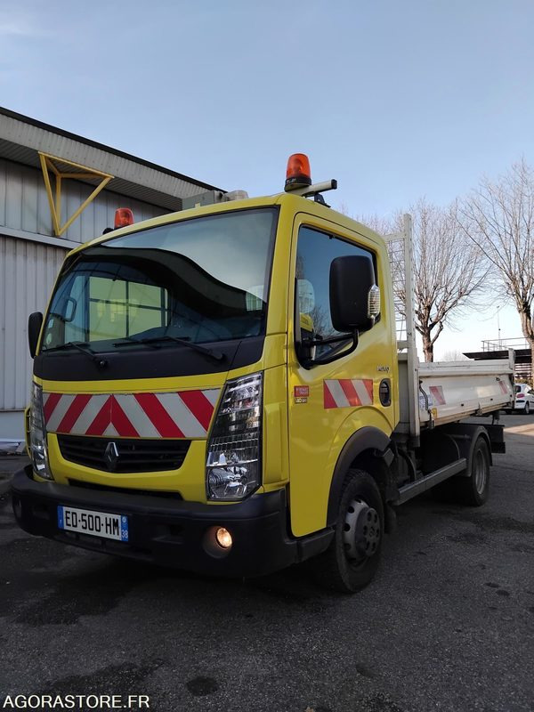 RENAULT MAXITY 3.5T TRIBENNE DXi 140 - 2016 _ ED-500-HM - Tipper van: picture 2 RENAULT MAXITY 3.5T TRIBENNE DXi 140 - 2016 _ ED-500-HM - Tipper van: picture 2