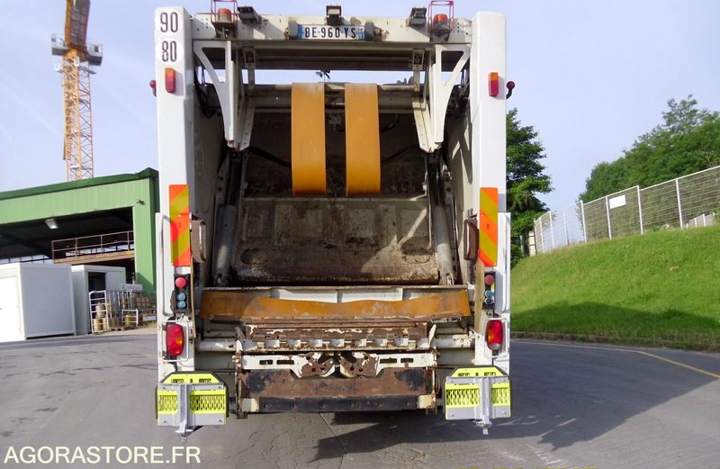 RENAULT PREMIUM 310,26 E5 - BOM 20m3 OLYMPUS OL 20W - 2010 /220000 KM (BE960YS) - Garbage truck: picture 2 RENAULT PREMIUM 310,26 E5 - BOM 20m3 OLYMPUS OL 20W - 2010 /220000 KM (BE960YS) - Garbage truck: picture 2