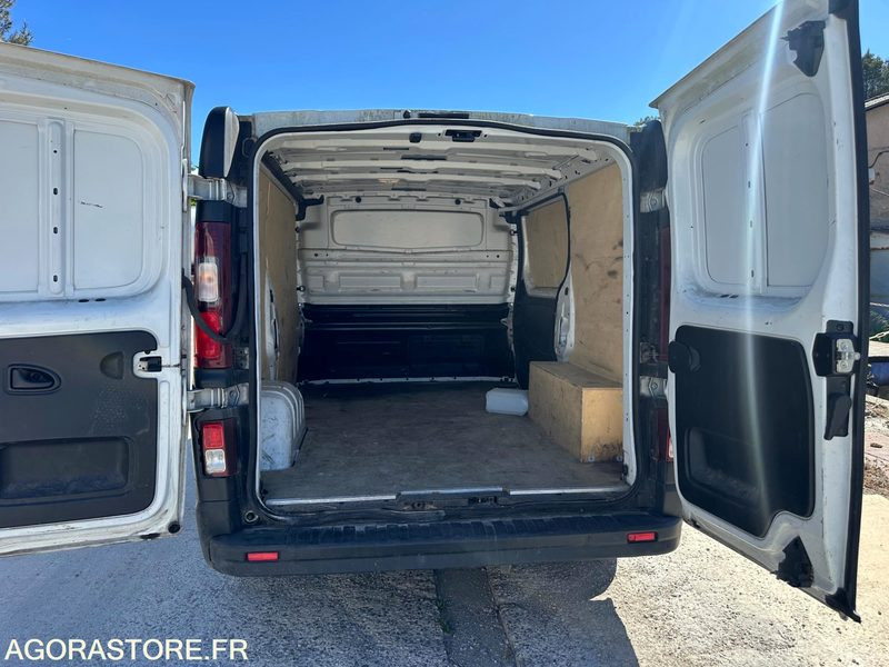 Small van RENAULT TRAFIC - 2021 -145CV L1 H1 -  108000 KM: picture 9