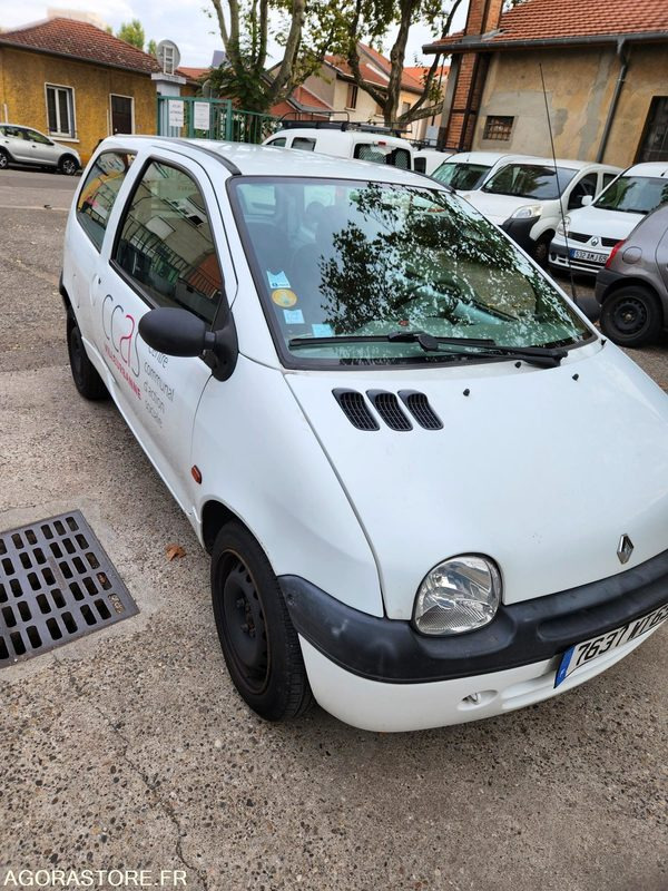 RENAULT TWINGO - Car: picture 2 RENAULT TWINGO - Car: picture 2