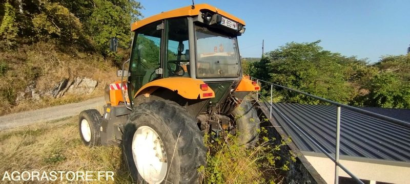 Renault Ergos 100 - 2002 - 15 000 heures (BK-653-HW) - Farm tractor: picture 2 Renault Ergos 100 - 2002 - 15 000 heures (BK-653-HW) - Farm tractor: picture 2