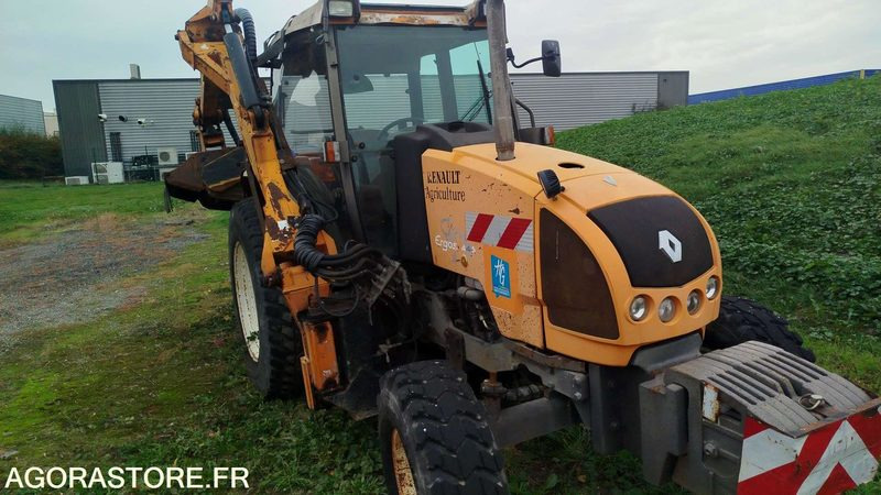 Renault Ergos 446 - 2009 - 10940h - 492CKV31 - Farm tractor: picture 3 Renault Ergos 446 - 2009 - 10940h - 492CKV31 - Farm tractor: picture 3