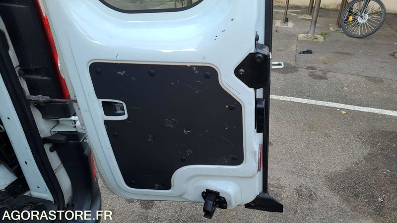 Renault Kangoo - 2011 - 83647kms - BE077EM - Small van: picture 5 Renault Kangoo - 2011 - 83647kms - BE077EM - Small van: picture 5