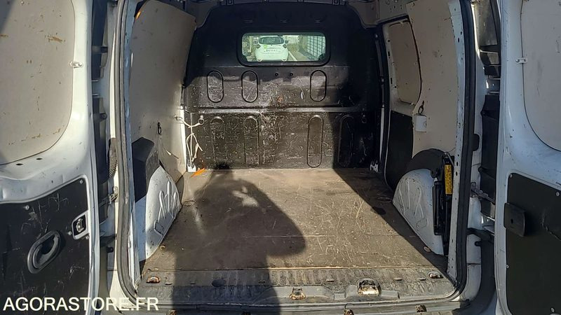 Renault Kangoo - 2011 - BV841KA - Small van: picture 3 Renault Kangoo - 2011 - BV841KA - Small van: picture 3