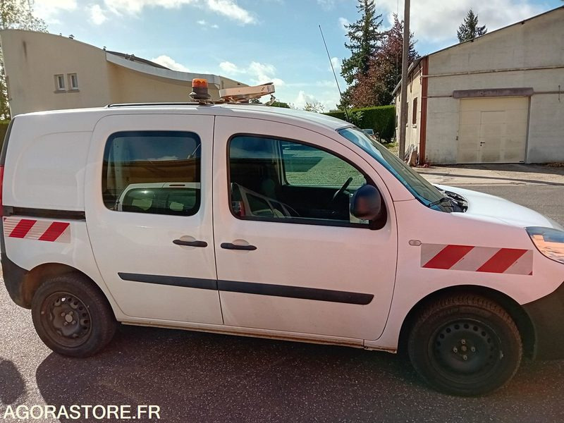 Renault Kangoo - 2017 - 127918 kms - Small van: picture 2 Renault Kangoo - 2017 - 127918 kms - Small van: picture 2