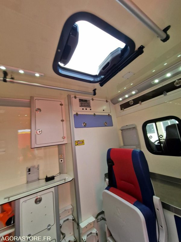 Leasing of Renault Master - 2011 - 208407 - BV565XQ Renault Master - 2011 - 208407 - BV565XQ: picture 20 Leasing of Renault Master - 2011 - 208407 - BV565XQ Renault Master - 2011 - 208407 - BV565XQ: picture 20