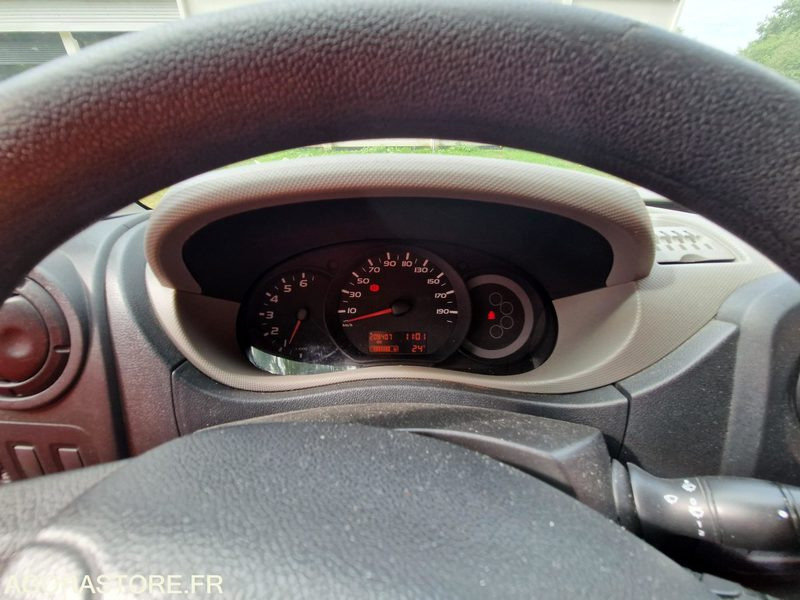 Leasing of Renault Master - 2011 - 208407 - BV565XQ Renault Master - 2011 - 208407 - BV565XQ: picture 11 Leasing of Renault Master - 2011 - 208407 - BV565XQ Renault Master - 2011 - 208407 - BV565XQ: picture 11