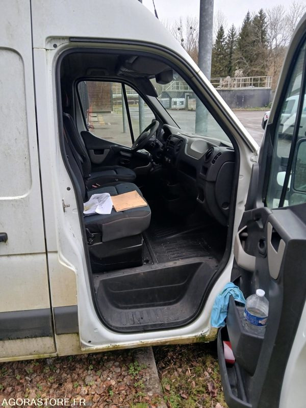 Renault Master - 2014 - 24000kms - DJ184FC - Panel van: picture 4 Renault Master - 2014 - 24000kms - DJ184FC - Panel van: picture 4