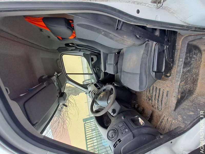 Renault Master - 2014 - 250000kms - DJ242KM - Panel van: picture 5 Renault Master - 2014 - 250000kms - DJ242KM - Panel van: picture 5