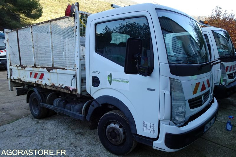 Renault Maxity 130 DXI - Tipper van: picture 5 Renault Maxity 130 DXI - Tipper van: picture 5