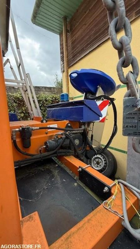 SALEUSE SCHMIDT GALEOX - 2019 - Sand/ Salt spreader: picture 2 SALEUSE SCHMIDT GALEOX - 2019 - Sand/ Salt spreader: picture 2