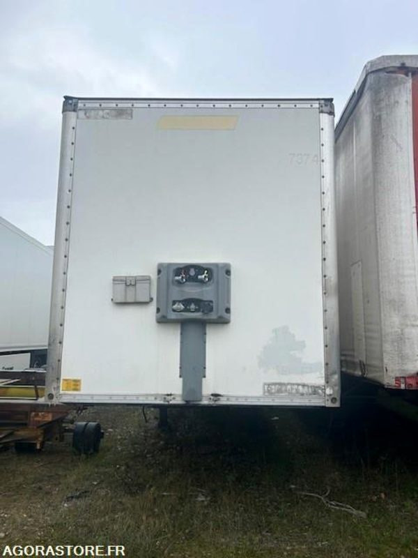 SEMI REMORQUE FRUEHAUF - FOURGON - Année 2011 - Closed box semi-trailer: picture 1 SEMI REMORQUE FRUEHAUF - FOURGON - Année 2011 - Closed box semi-trailer: picture 1