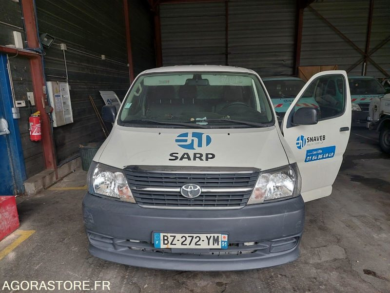 TOYOTA Hiace fourgon HP HUWER 2012 272000KM ROULANT EXPORT UNIQUEMENT - Small van: picture 2 TOYOTA Hiace fourgon HP HUWER 2012 272000KM ROULANT EXPORT UNIQUEMENT - Small van: picture 2