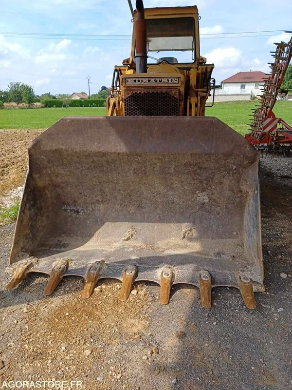 TRAX SUR CHENILLES KOMATSU D57S 8250 HEURES - Loader: picture 2 TRAX SUR CHENILLES KOMATSU D57S 8250 HEURES - Loader: picture 2