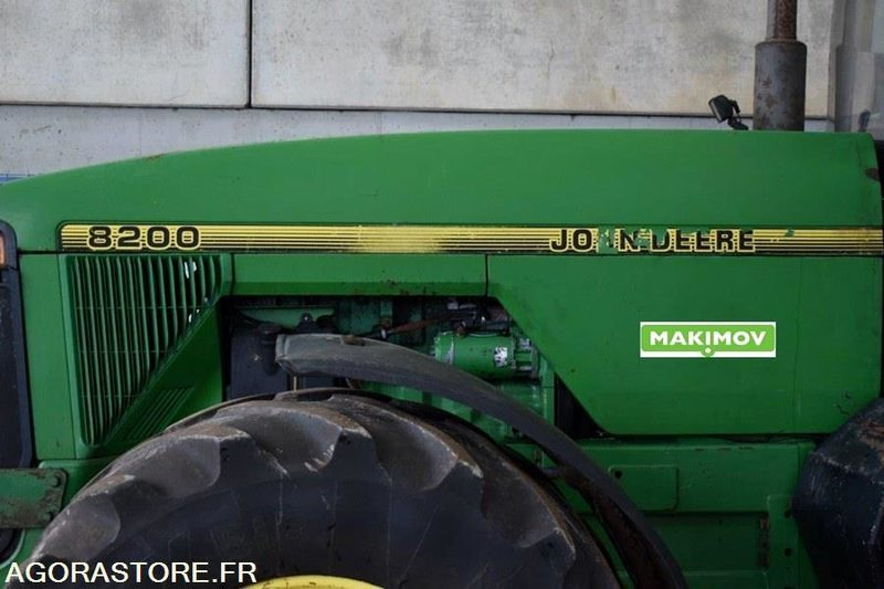 Tracteur Agricole/Forrestier John Deere 8200 - Farm tractor: picture 4 Tracteur Agricole/Forrestier John Deere 8200 - Farm tractor: picture 4