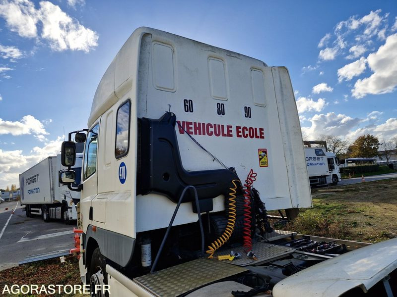DAF CF 85.360 - 2013 - Tractor unit: picture 5 DAF CF 85.360 - 2013 - Tractor unit: picture 5
