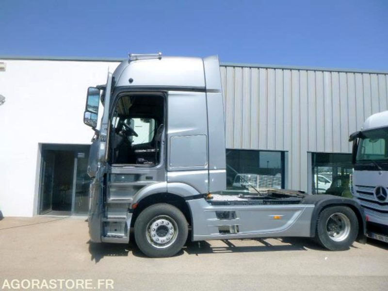 MERCEDES ACTROS 1845 GRANDE CABINE - 2012 - IMMATRICULATION SLOVENE - Tractor unit: picture 2 MERCEDES ACTROS 1845 GRANDE CABINE - 2012 - IMMATRICULATION SLOVENE - Tractor unit: picture 2