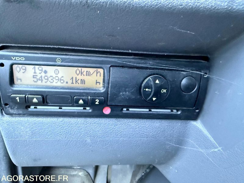 RENAULT 320 DCI - 2006 - 549 396km - Tractor unit: picture 5 RENAULT 320 DCI - 2006 - 549 396km - Tractor unit: picture 5