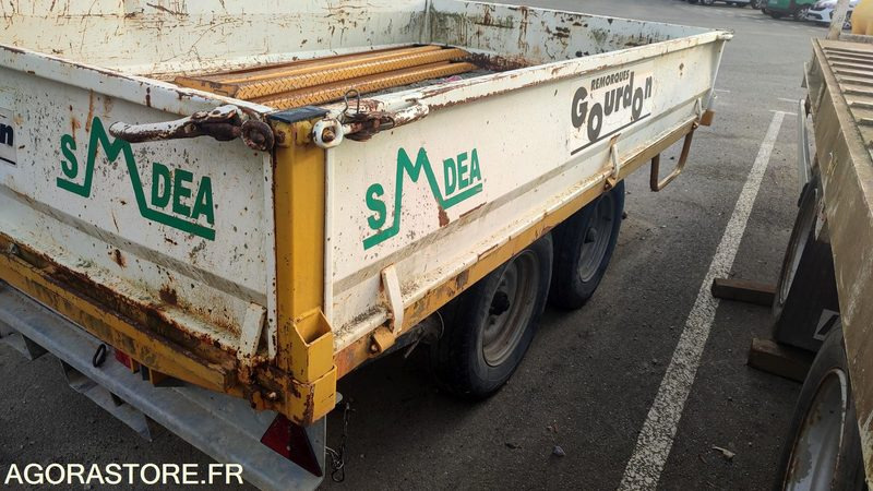 Remorque Gourdon porte pelle - Tractor unit: picture 1 Remorque Gourdon porte pelle - Tractor unit: picture 1