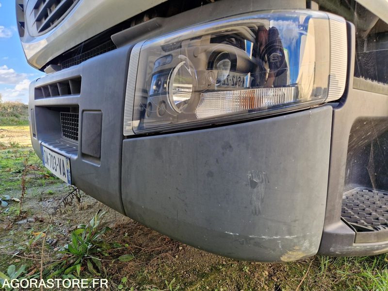 Renault Premium 370 DXI - 2008 - 235012 Kms - Tractor unit: picture 5 Renault Premium 370 DXI - 2008 - 235012 Kms - Tractor unit: picture 5