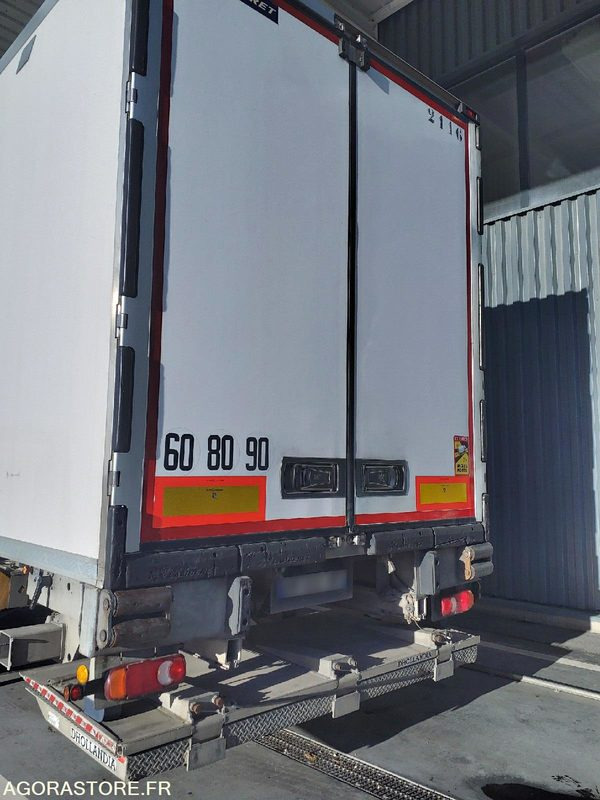 Semi-remorque 3 Essieux 38T FRIGO - 2014 - 510390kms - Trailer: picture 3 Semi-remorque 3 Essieux 38T FRIGO - 2014 - 510390kms - Trailer: picture 3