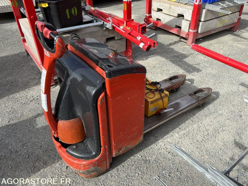 Transpalette électrique 1800kg Fenwick T18 - Pallet truck: picture 3 Transpalette électrique 1800kg Fenwick T18 - Pallet truck: picture 3