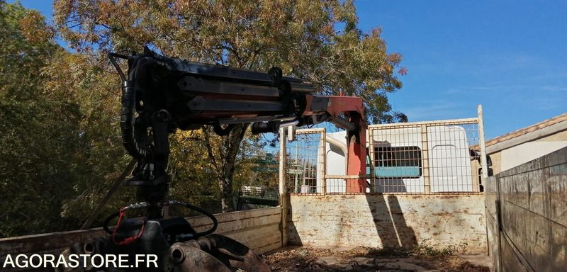 Truck Camion benne avec grue - Renault Midlum 2001 293846kms: picture 10 Truck Camion benne avec grue - Renault Midlum 2001 293846kms: picture 10