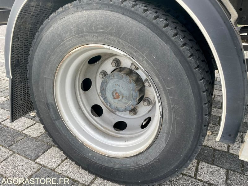 Truck IVECO EUROCARGO PLATEAU - 2015 - 295 000KM: picture 10