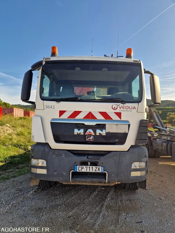 PORTEUR MOVI GRUE MAN 26T 6X4 GUIMA de 2013 - 167 500 km (R32296) - Truck: picture 1 PORTEUR MOVI GRUE MAN 26T 6X4 GUIMA de 2013 - 167 500 km (R32296) - Truck: picture 1