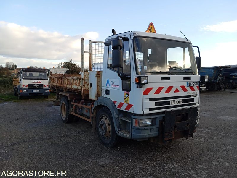 Poids lourd IVECO - Truck: picture 4 Poids lourd IVECO - Truck: picture 4